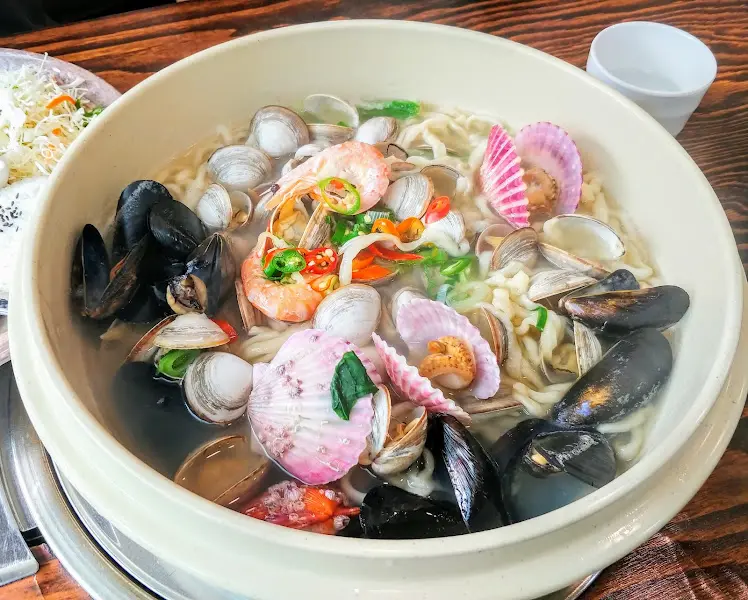 칼국수 사리로 마무리!