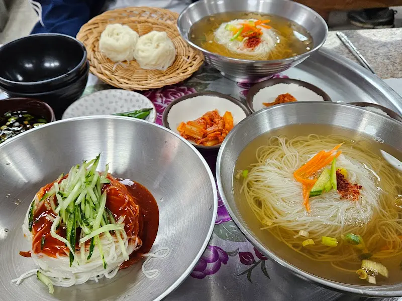 푸짐한 국수 한 상