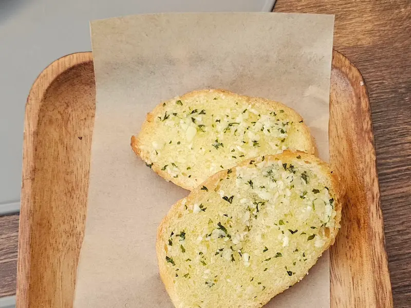 마늘빵 확대 사진