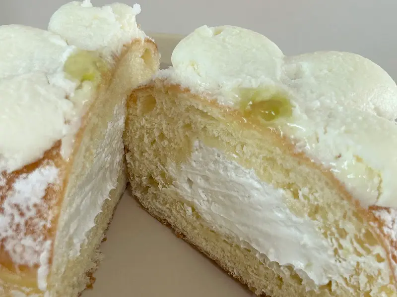 청포도 요거트 도넛 단면