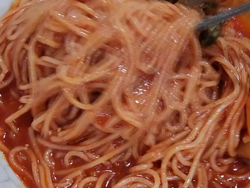 비빔국수 전체샷