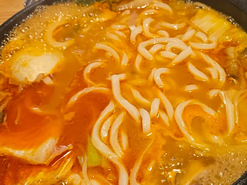 나베정의 깔끔한 내부 인테리어