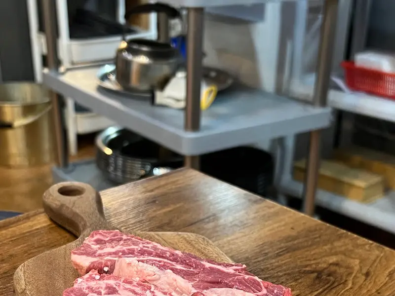 조선고깃집 내부