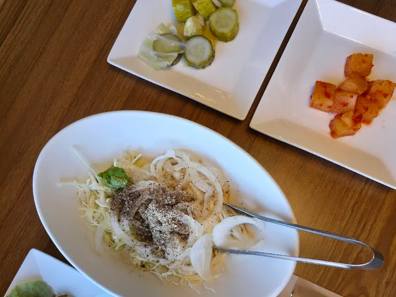 다양한 밑반찬 클로즈업 샷