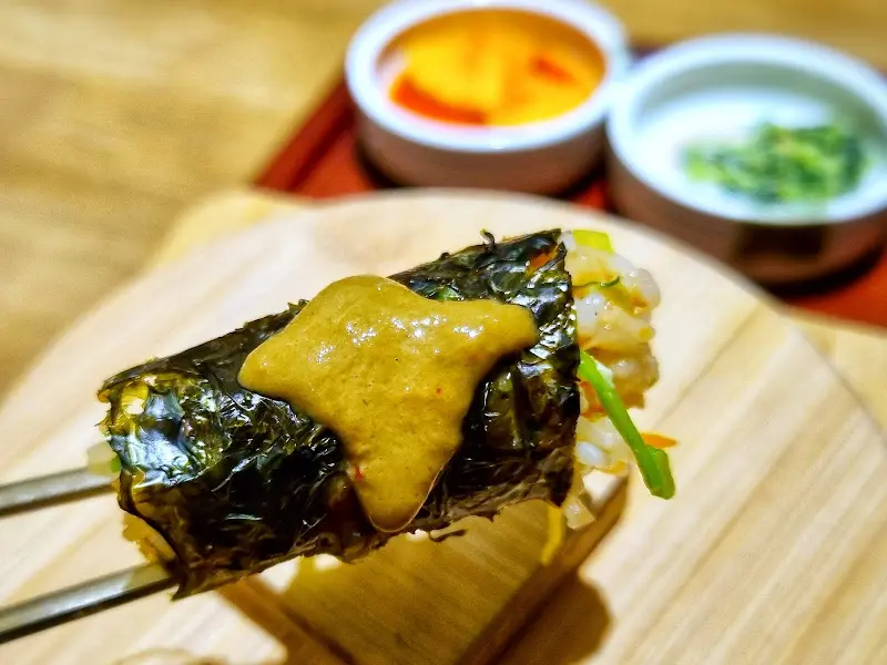 김에 싸 먹는 솥밥