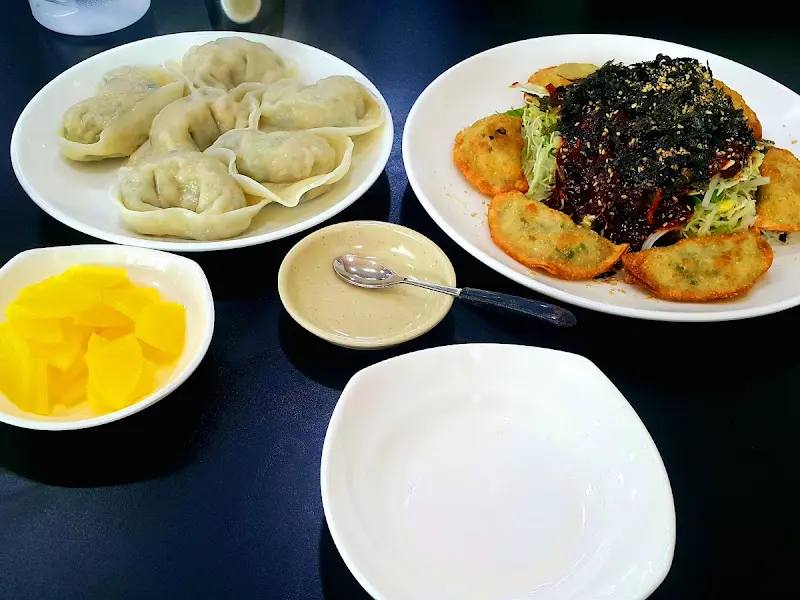 다양한 만두 메뉴