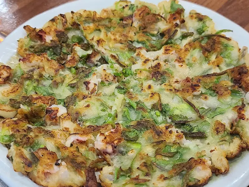 해물이 듬뿍 들어간 쭈꾸미 해물파전