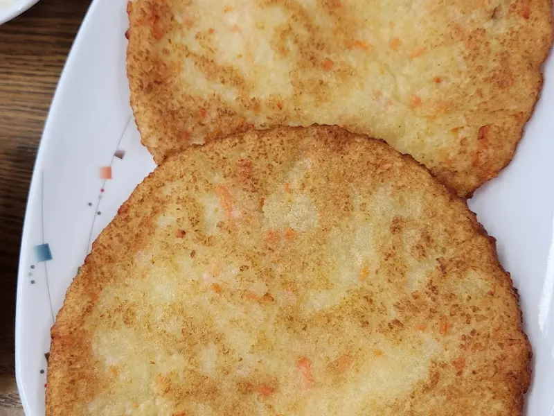 수지막국수 감자전 근접샷