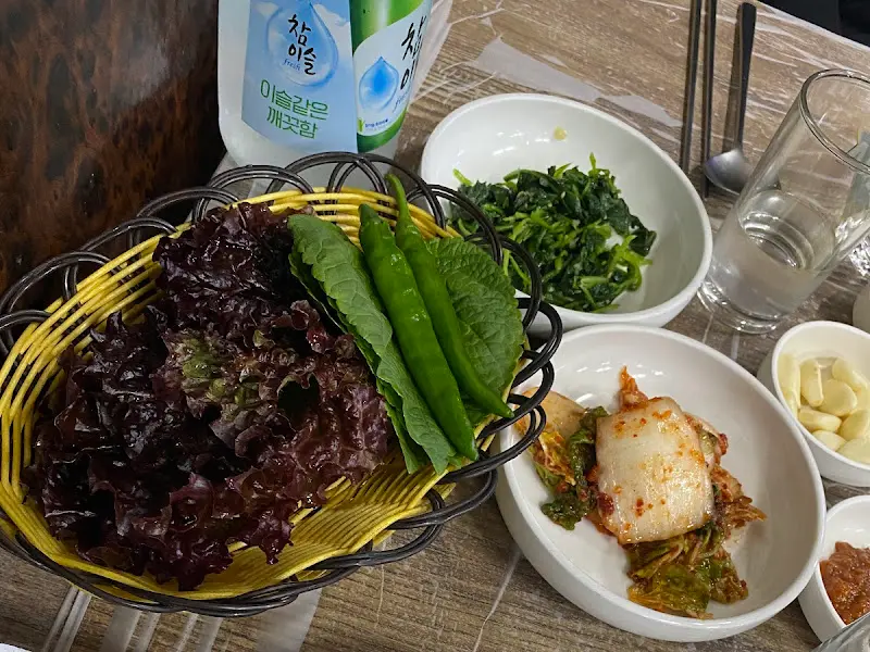 쌈 채소와 밑반찬