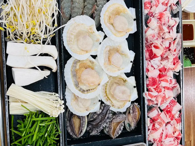 키조개 삼합 한상 차림