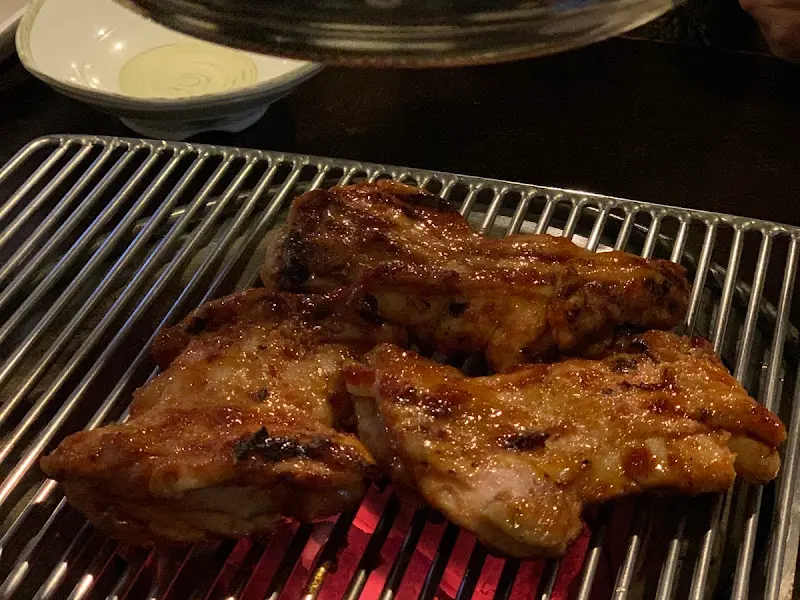 숯불에 구워지는 닭갈비