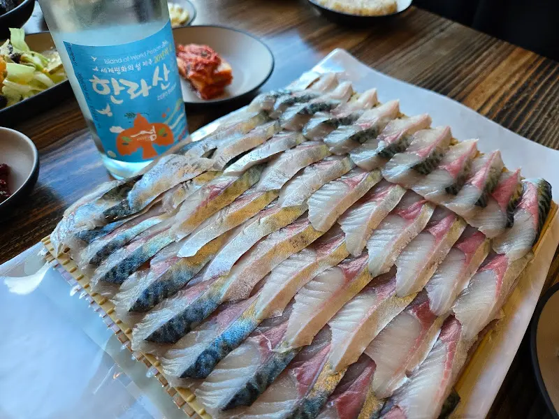 고등어회와 한라산