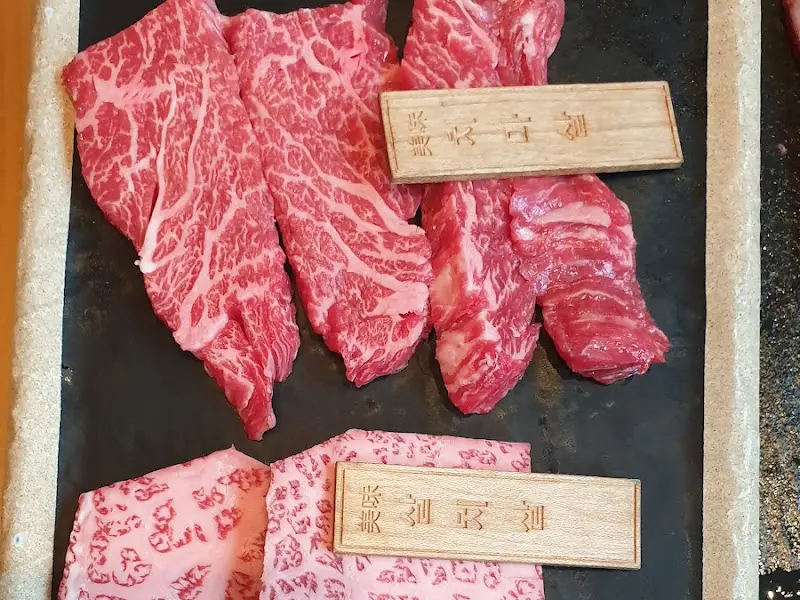 마블링이 돋보이는 소고기