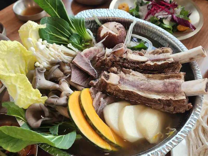 왕갈비국수전골 근접샷