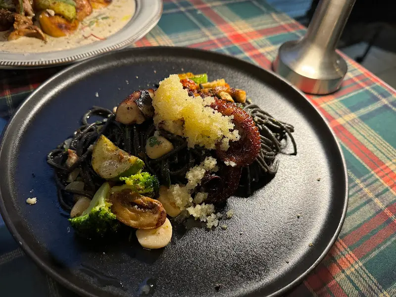 문어 먹물 파스타