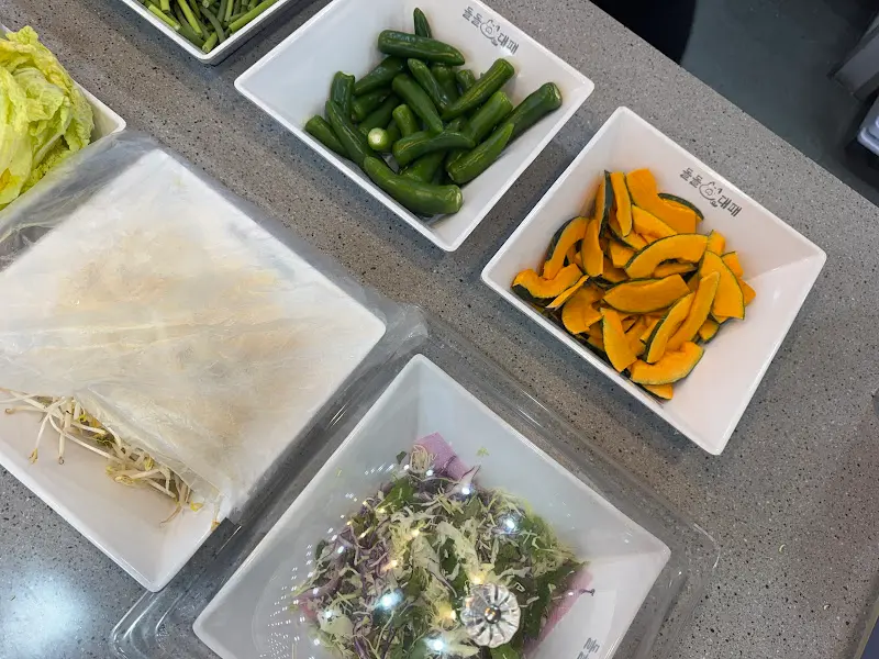 돌돌대패 연산토곡점 샐러드바