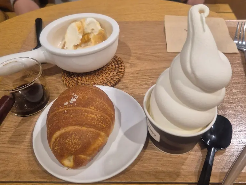 아이스크림과 소금빵