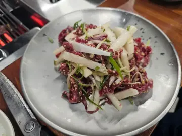 바쁜 일상 속 보석 같은 발견, 동네 주민이 인정한 김천 고기살림 식당에서 맛보는 행복한 고기 맛집