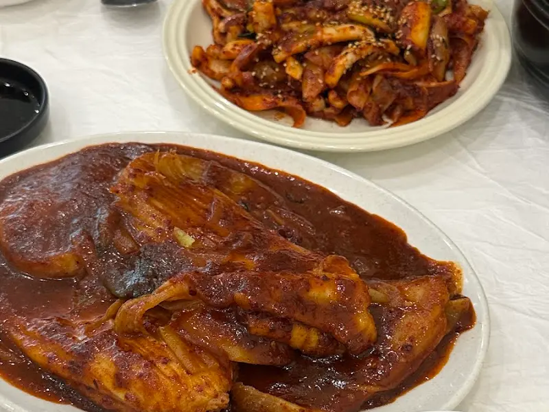 가오리찜과 오징어볶음