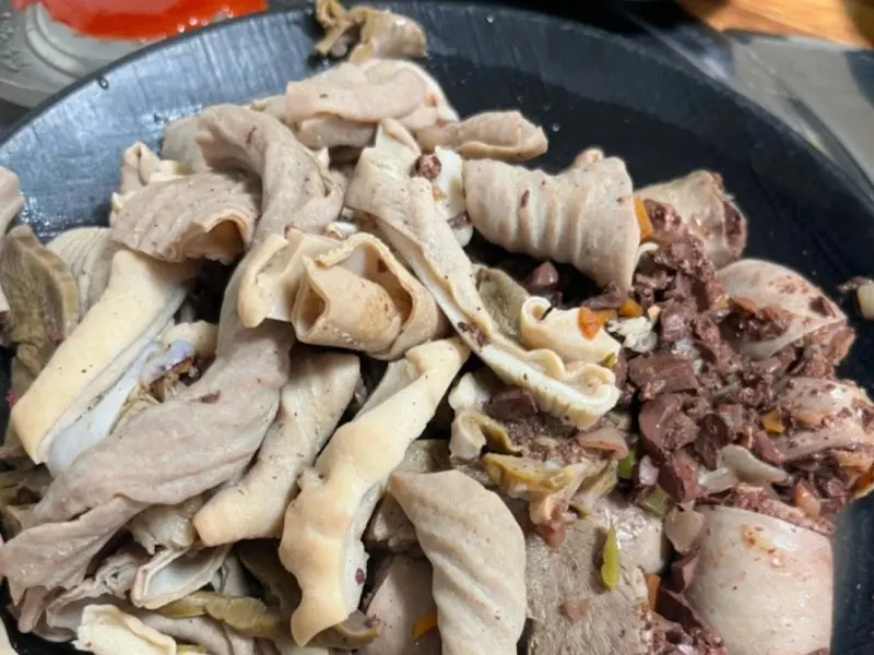 다양한 부위의 순대와 내장
