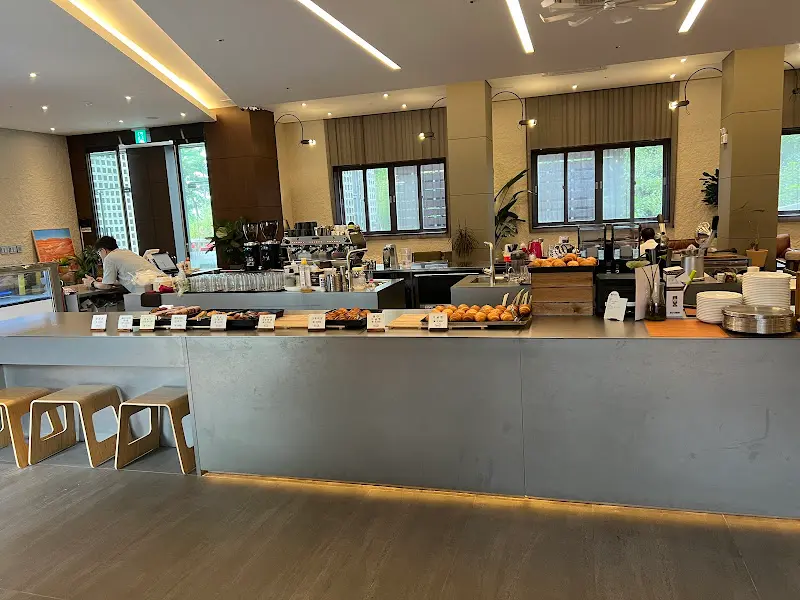 길등재 카페 내부