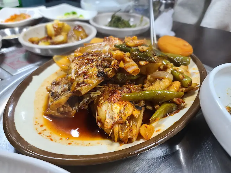 푸짐한 우럭조림