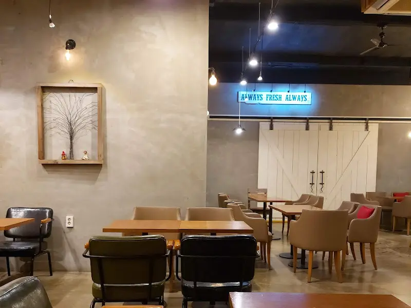 카페 내부