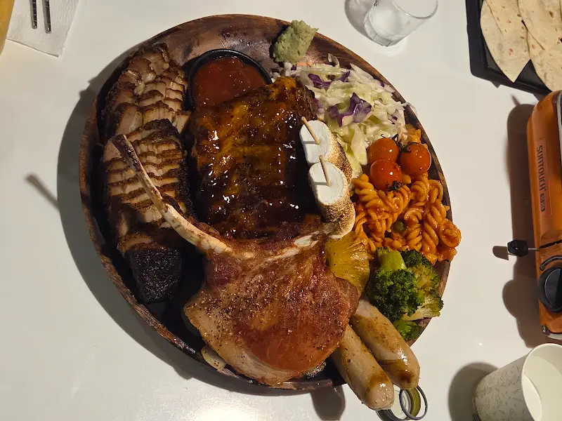 푸짐한 플래터 구성