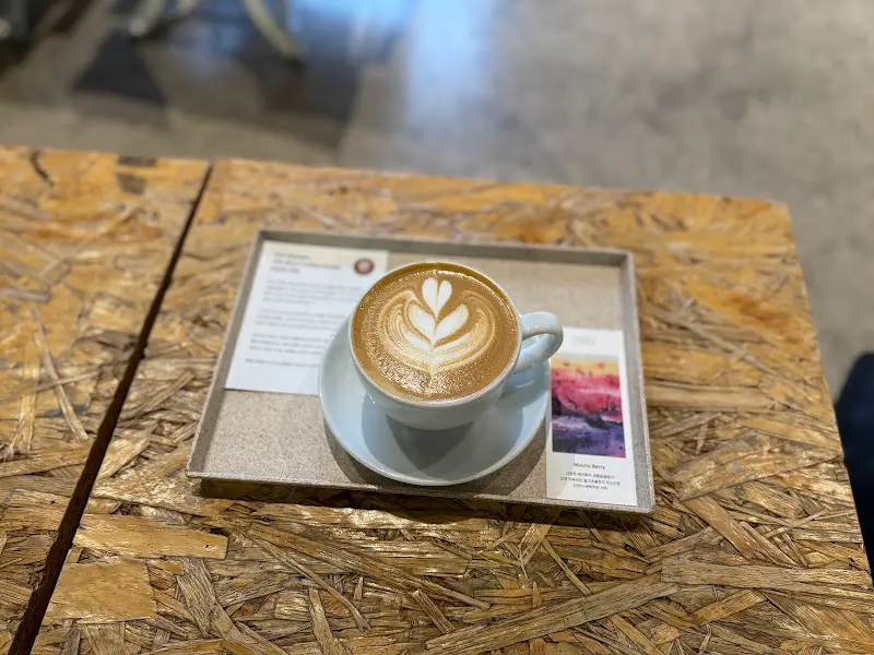 아이스 카페라테