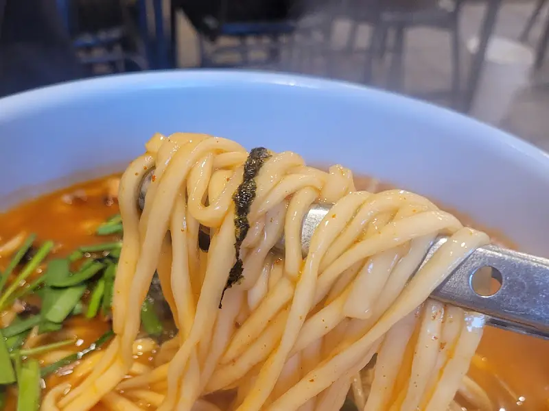 다선칼국수의 쫄깃한 면발