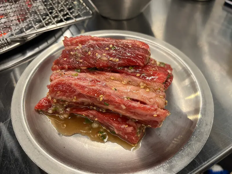 신선한 양념 소갈비살