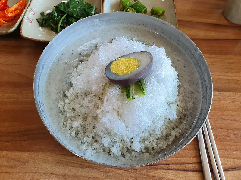 문암가든 콩국수