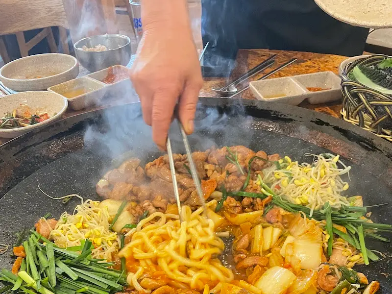 지글지글 익어가는 오리고기