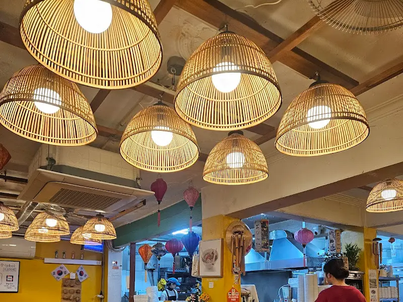 그린하노이 내부 라탄 조명