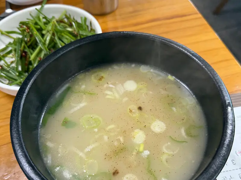 돼지국밥 육수