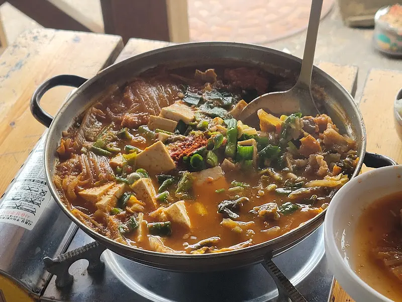 진두식당 김치찌개