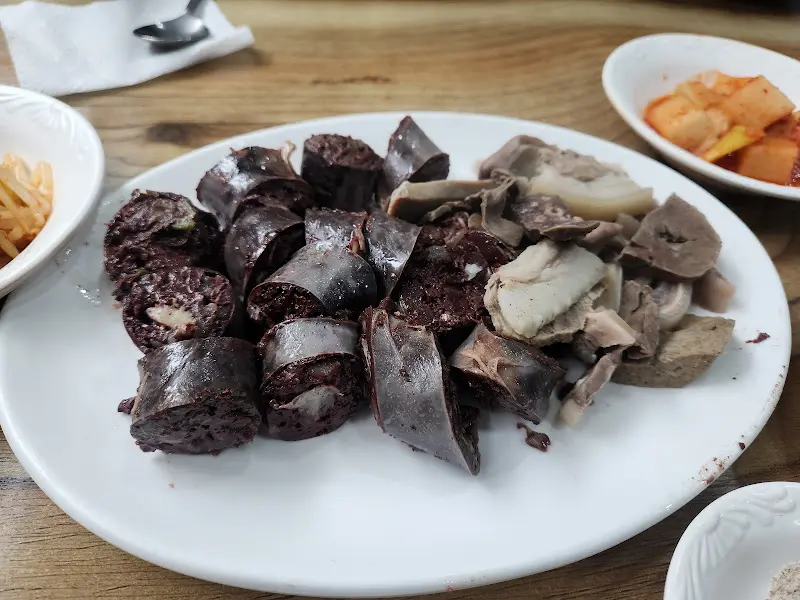 순대 모듬 한 접시