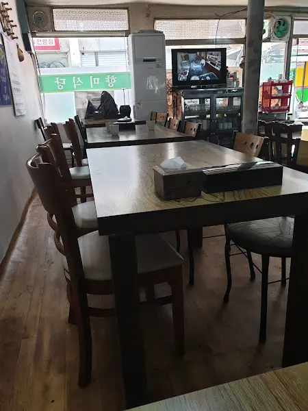 향미식당 내부 모습