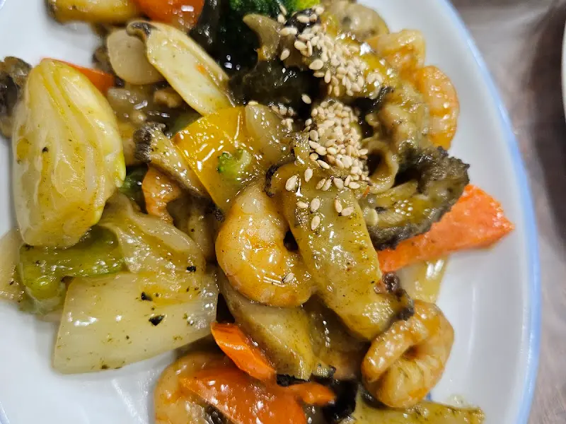 전복과 해산물 볶음