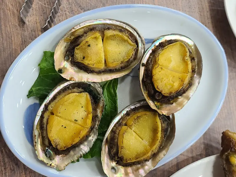 전복 요리 한 상 차림