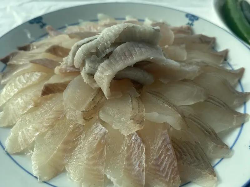 싱싱한 도다리회