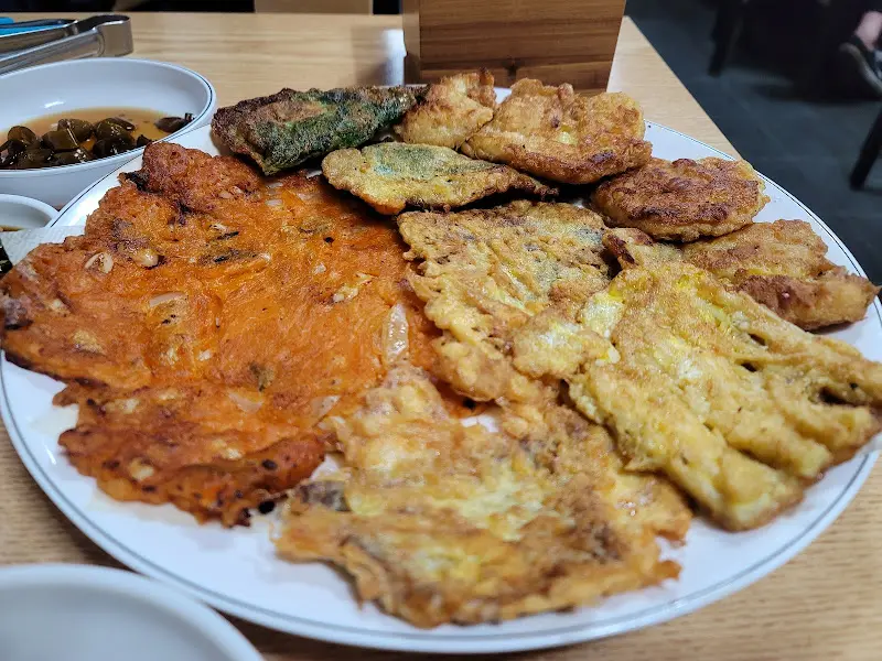 다채로운 모듬전의 향연