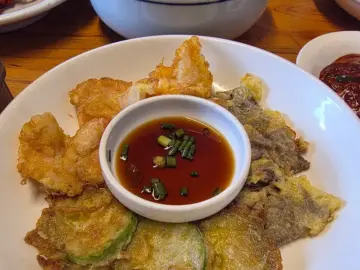 고즈넉한 풍경 속, 낙선재에서 맛보는 잊을 수 없는 양주 한정식 맛집 기행