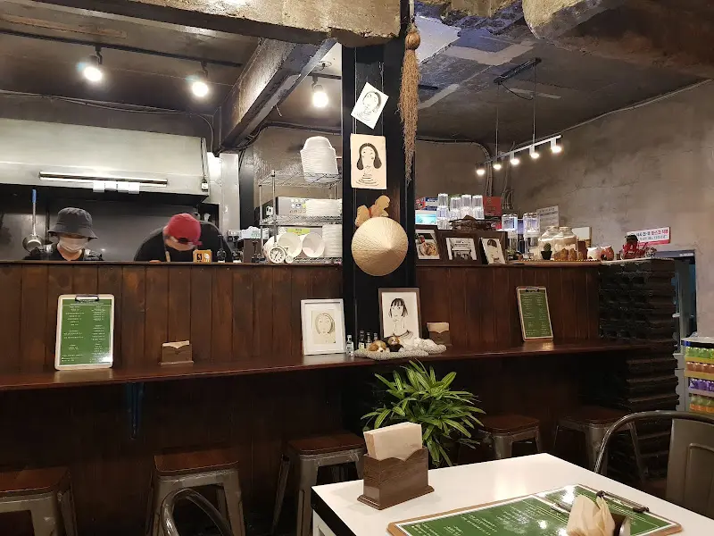 아늑한 분위기의 내부 인테리어