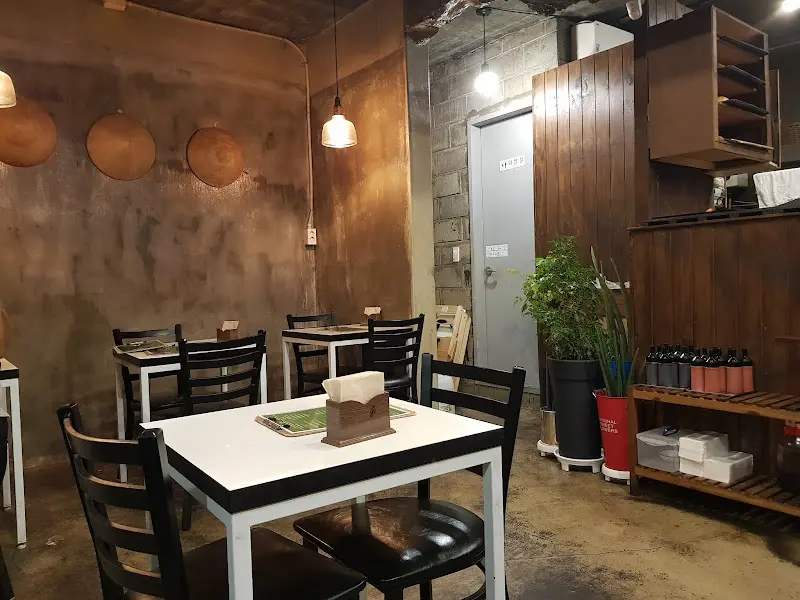 편안한 분위기에서 식사를 즐길 수 있는 공간