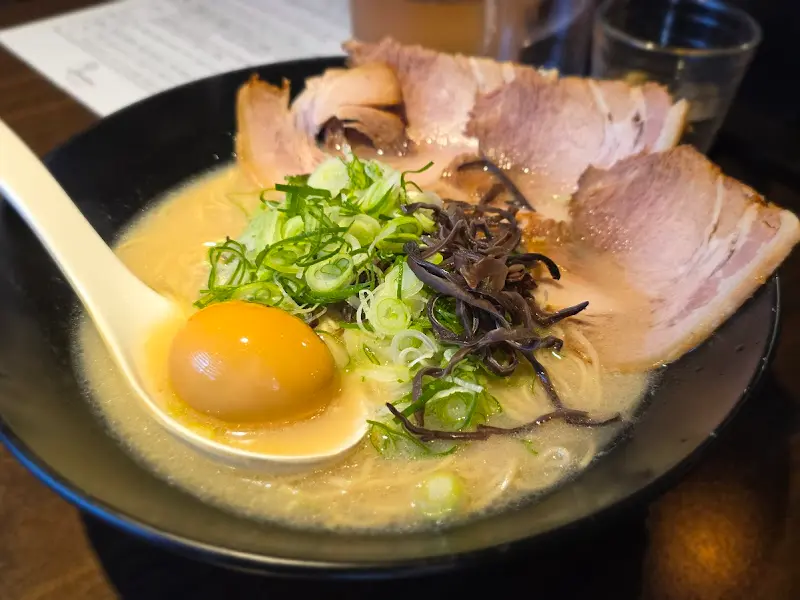 사사키 돈코츠 라멘 비주얼