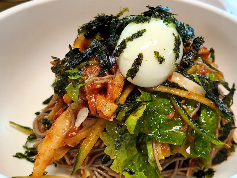 비빔 막국수