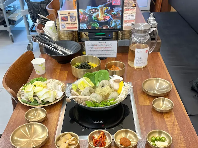 테이블 전체 샷