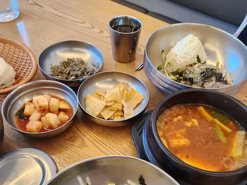 물회 한 상 전체 사진