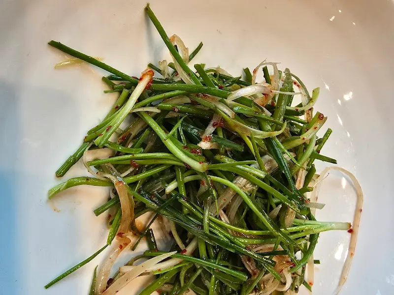 향긋한 달래 무침